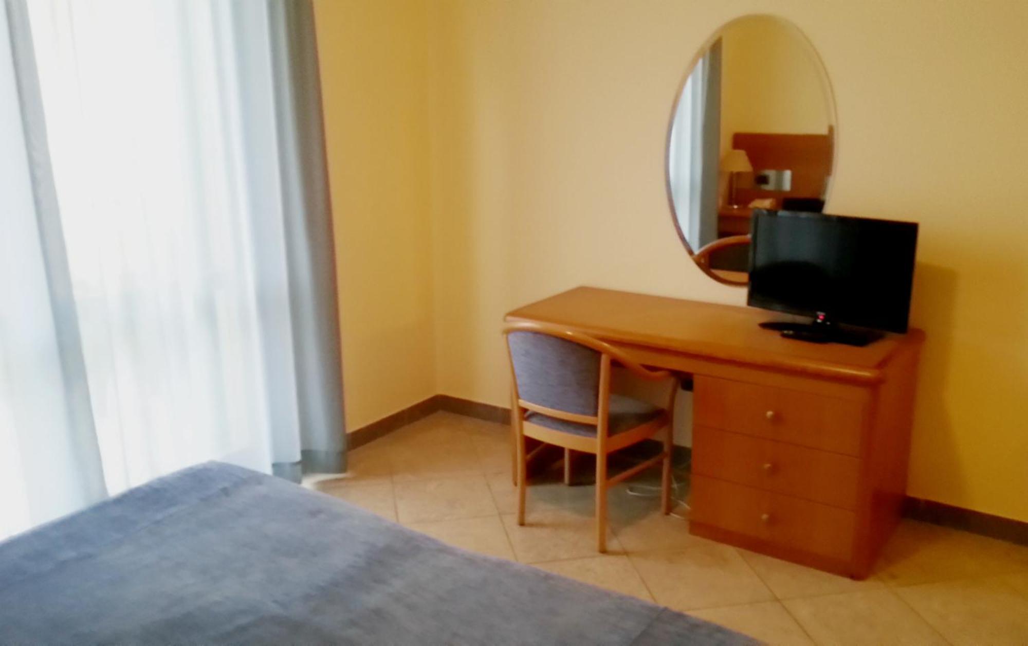 Appart hôtel Continental Tirrenia